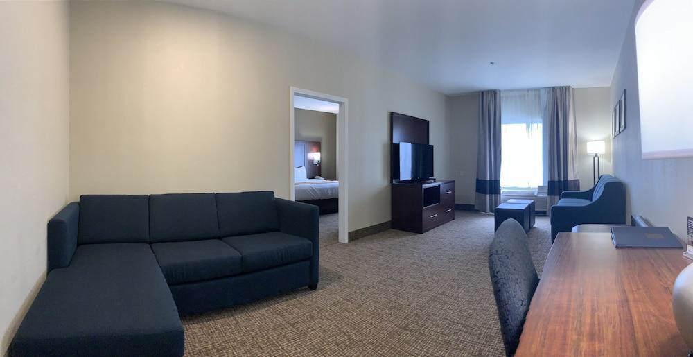 Comfort Suites Auburn Near I-69 מראה חיצוני תמונה