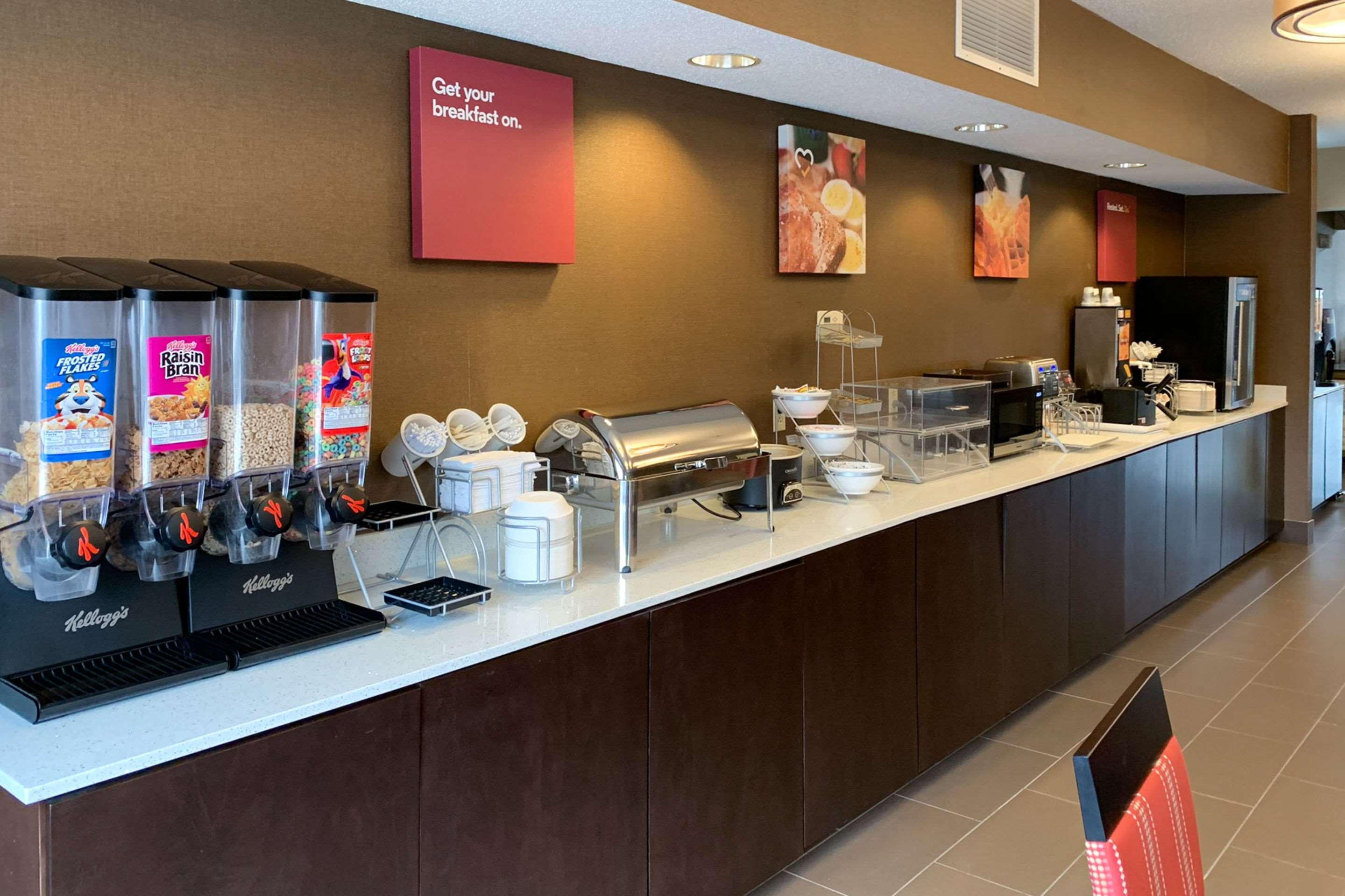 Comfort Suites Auburn Near I-69 מראה חיצוני תמונה